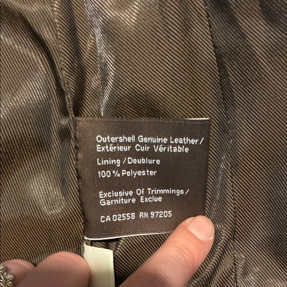 Danier Women's Rich Brown Leather Jacket with Chunky Button Detail - Picture 11 of 16